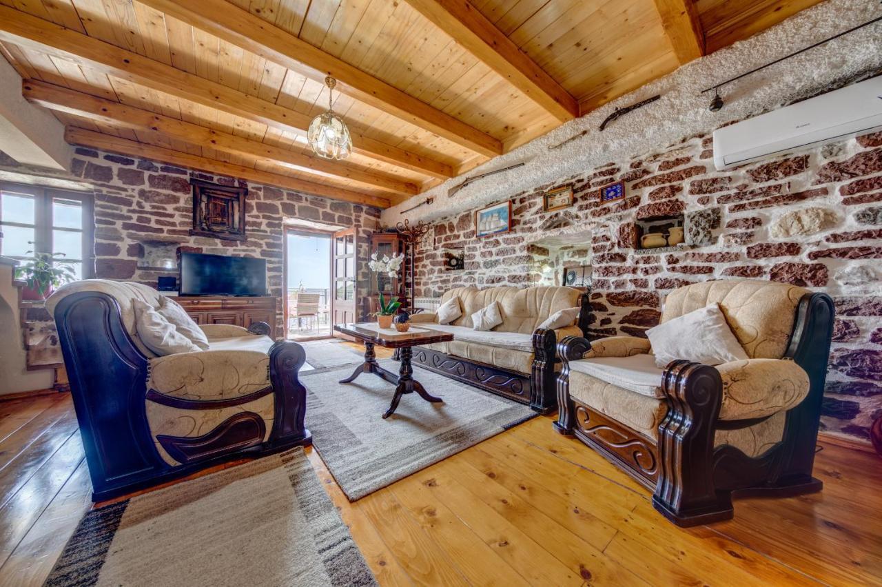 Old Stone House Villas تيفات الغرفة الصورة